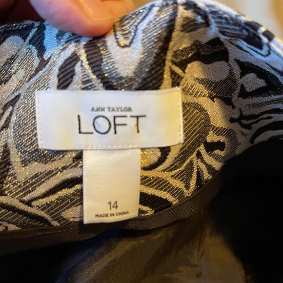 Ann Taylor Loft Lined Skirt - Picture 3 of 5